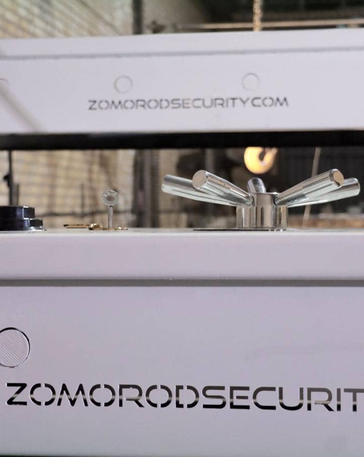 تولید گاوصندوق طلافروشی زمرد در تهران